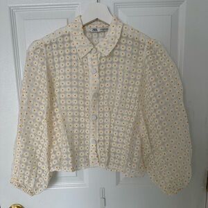 Zara blouse in excellent condition size: XS